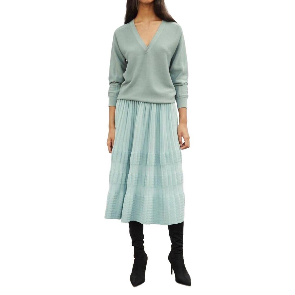 NEW MOLLI ondee v-neck sweater in north blue
